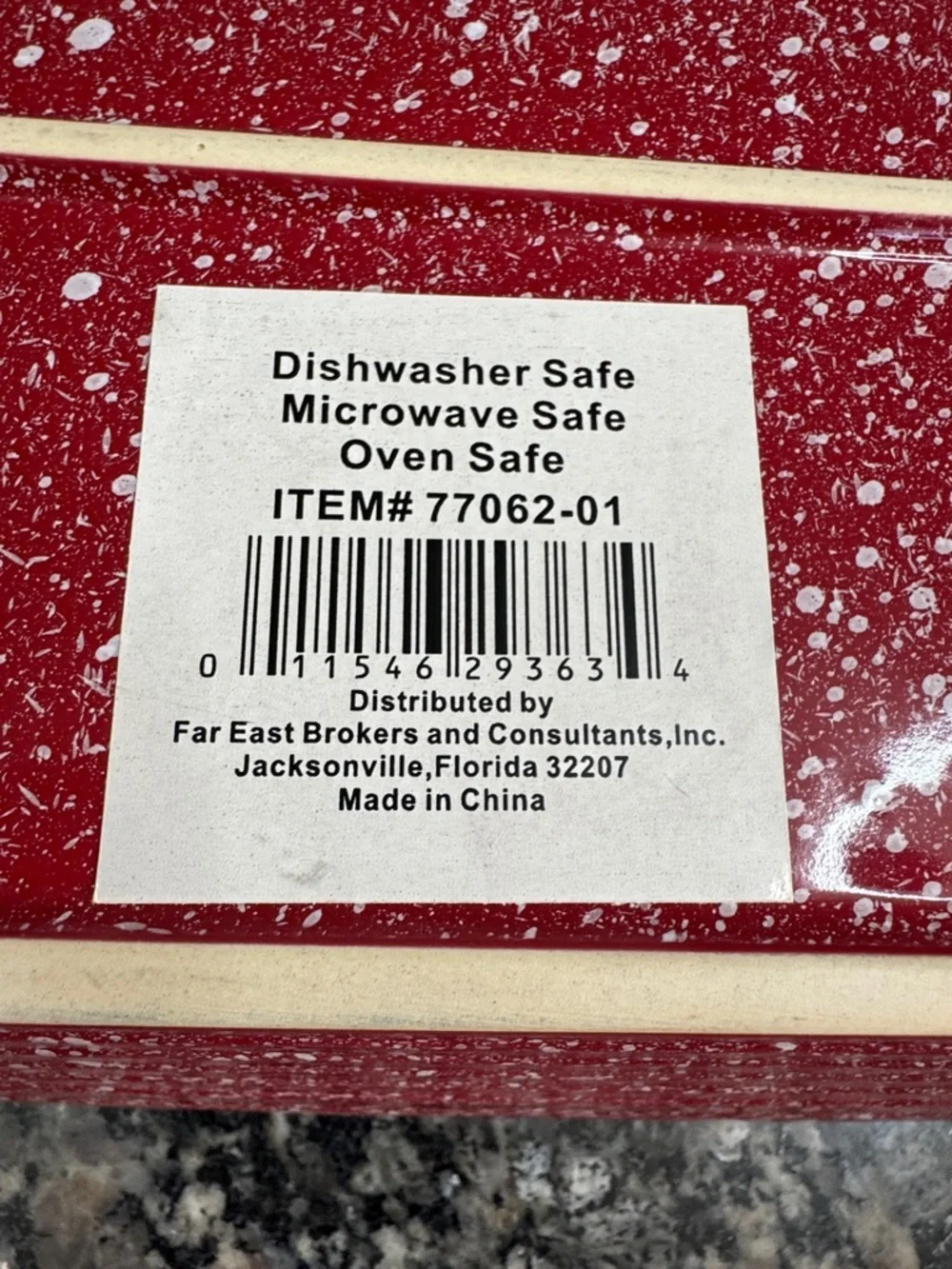 Fabulous Home Red & White Rectangular Baking Dish 15 by 9.5 NEW